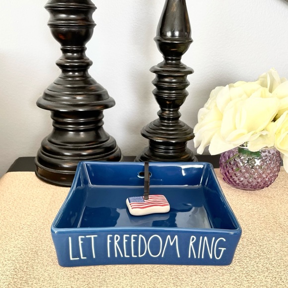 NWT Rae Dunn LET FREEDOM RING 🇺🇸Ceramic Napkin Holder - Picture 4 of 9